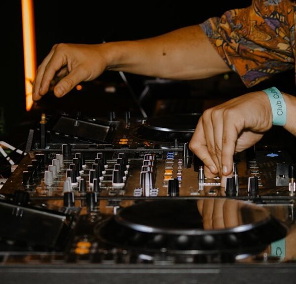 high volume intelligence deck