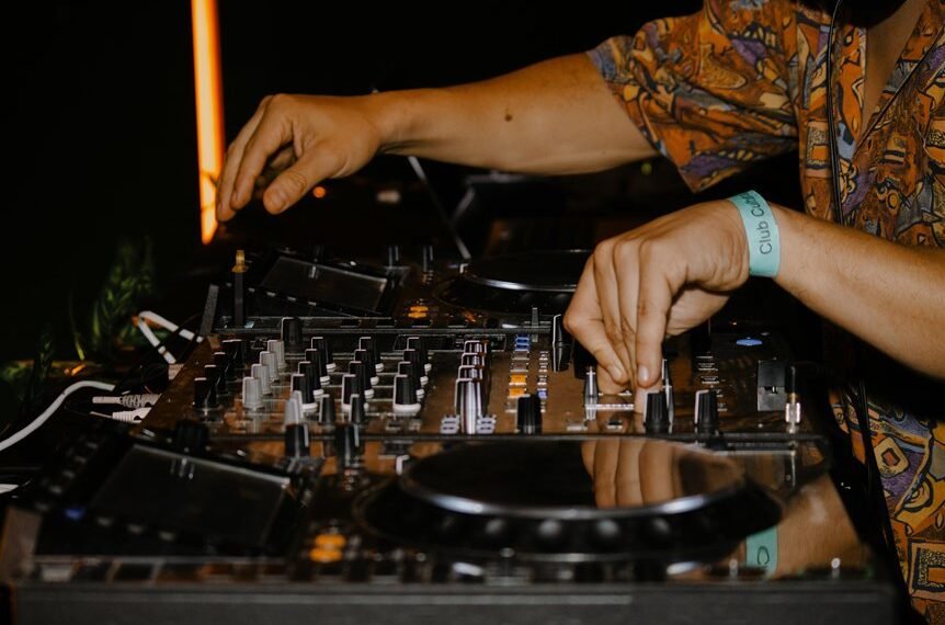 high volume intelligence deck